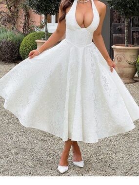 Elegant White Halter Jacquard Midi Dress